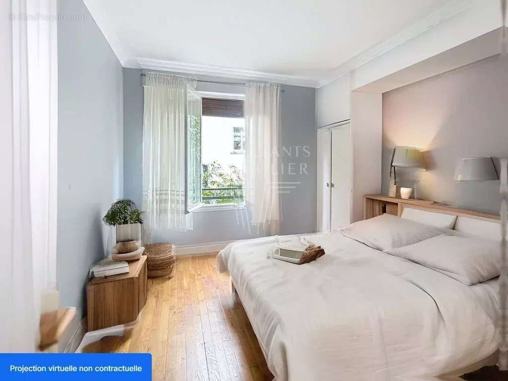Appartement à NEUILLY-SUR-SEINE