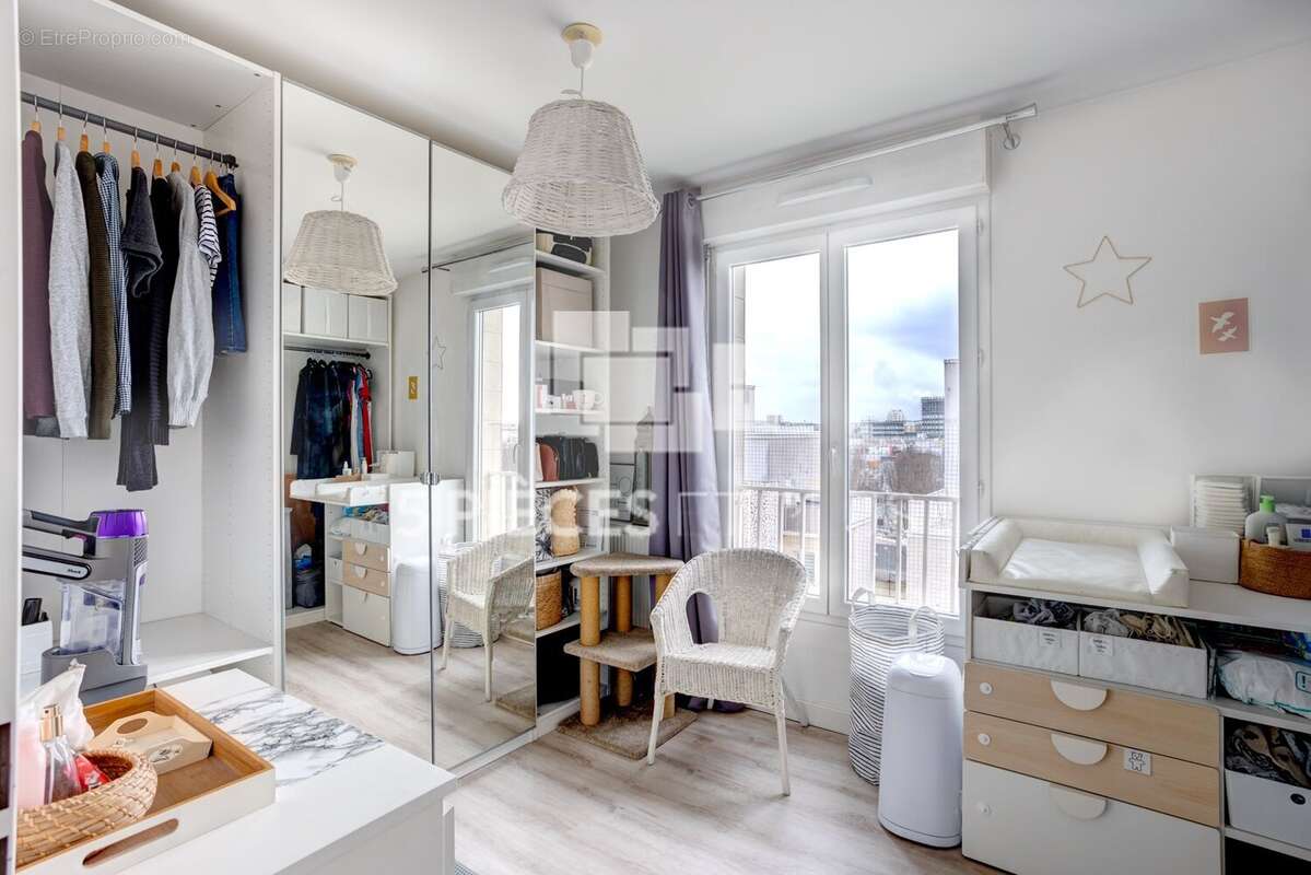 Appartement à GENNEVILLIERS