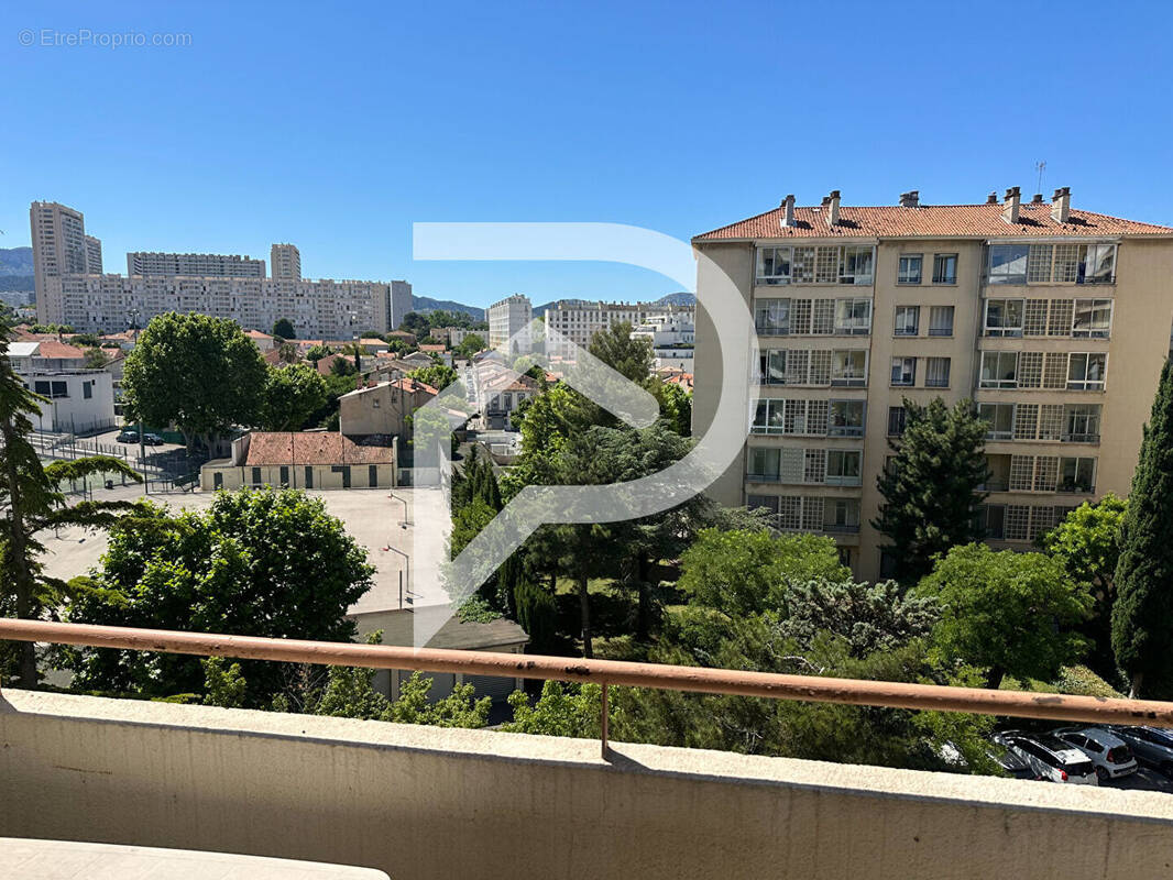 Appartement à MARSEILLE-9E