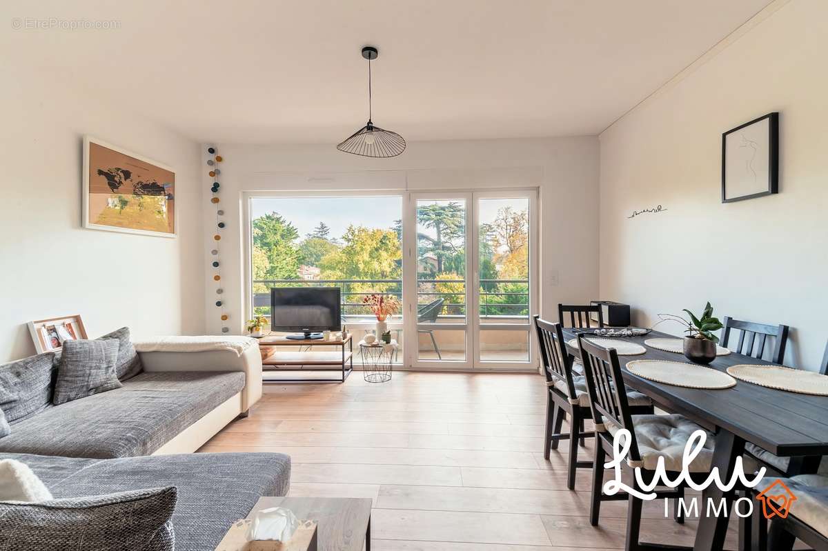 ECULLY-Appartement T3 69,14m² - terrasse, cave et stationnement - photo 2