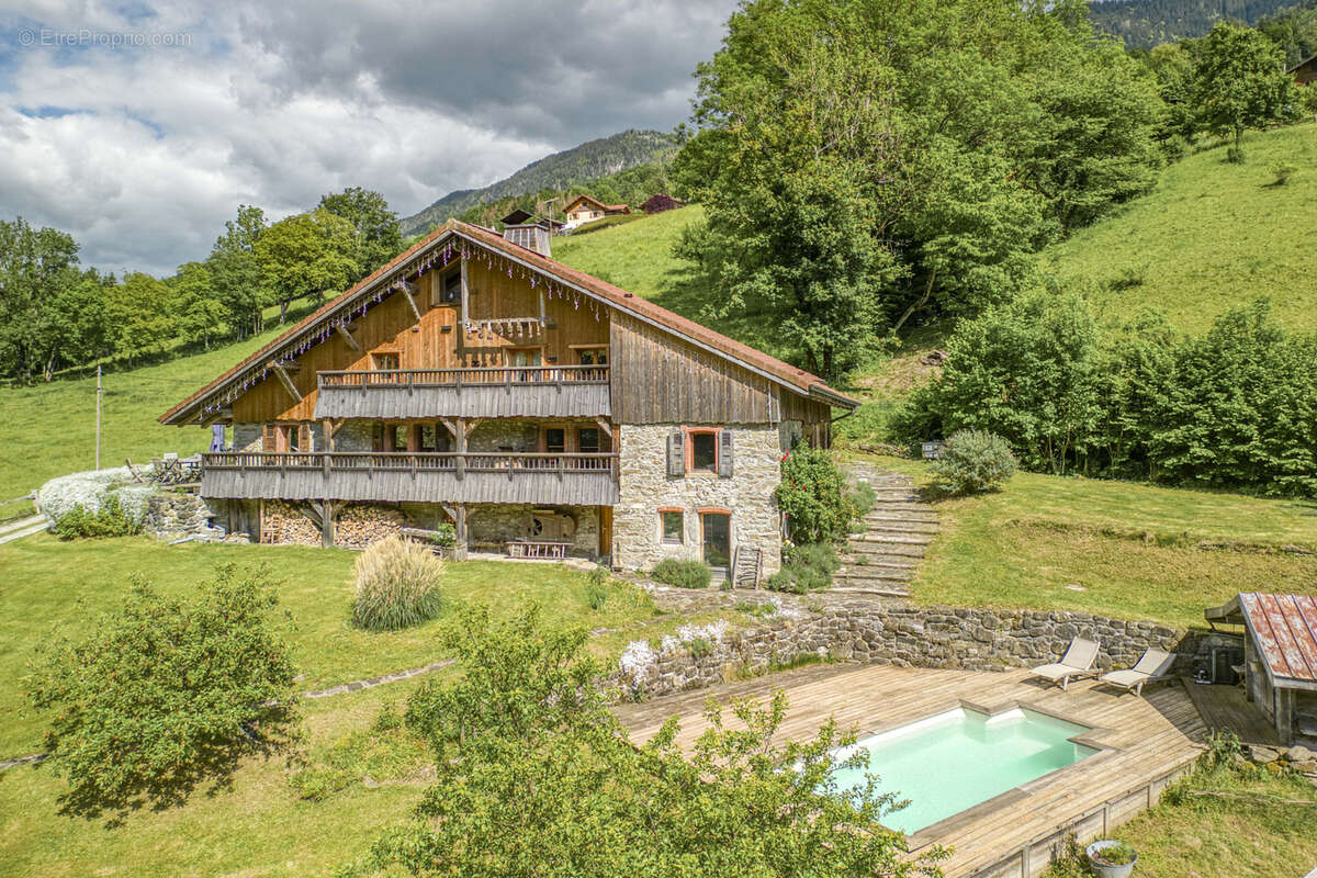 Maison à THONES