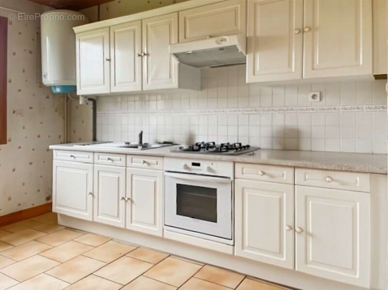 Maison à VERNEUIL-SUR-VIENNE