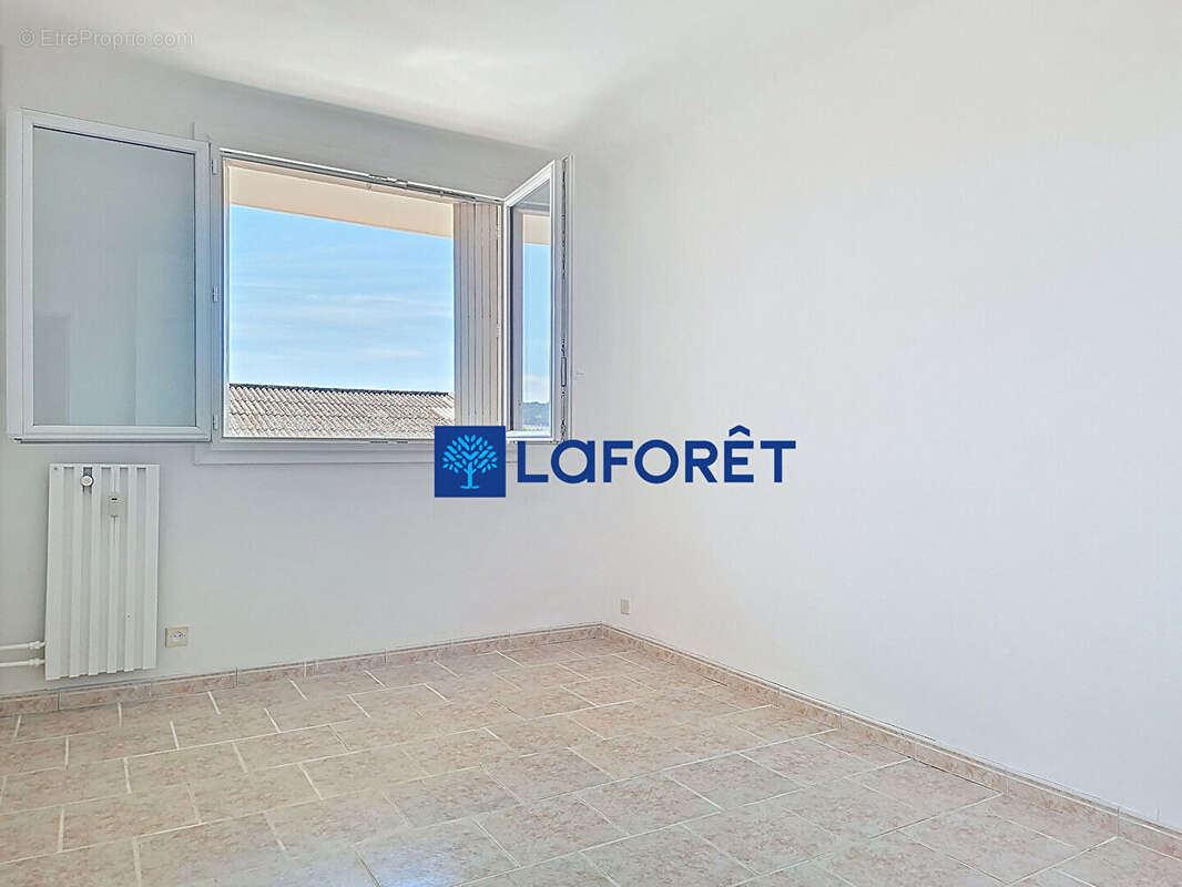 Appartement à LA VALETTE-DU-VAR