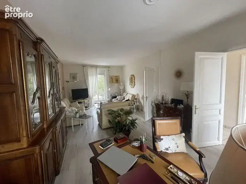 Maison 172 m² à Montrond-Les-Bains  - photo 5