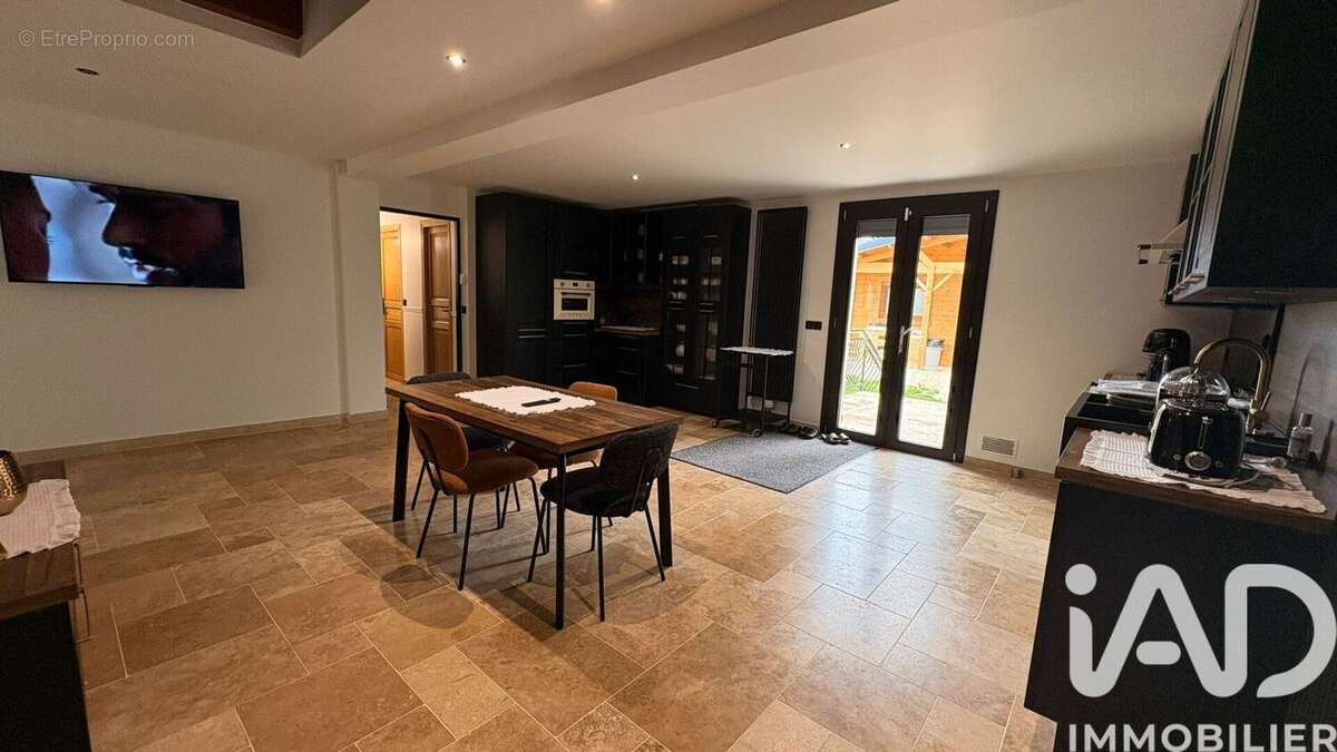 Photo 9 - Maison à MONTFERMEIL
