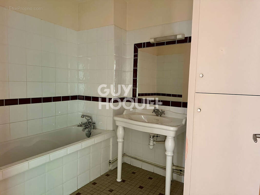 Appartement à CARCASSONNE