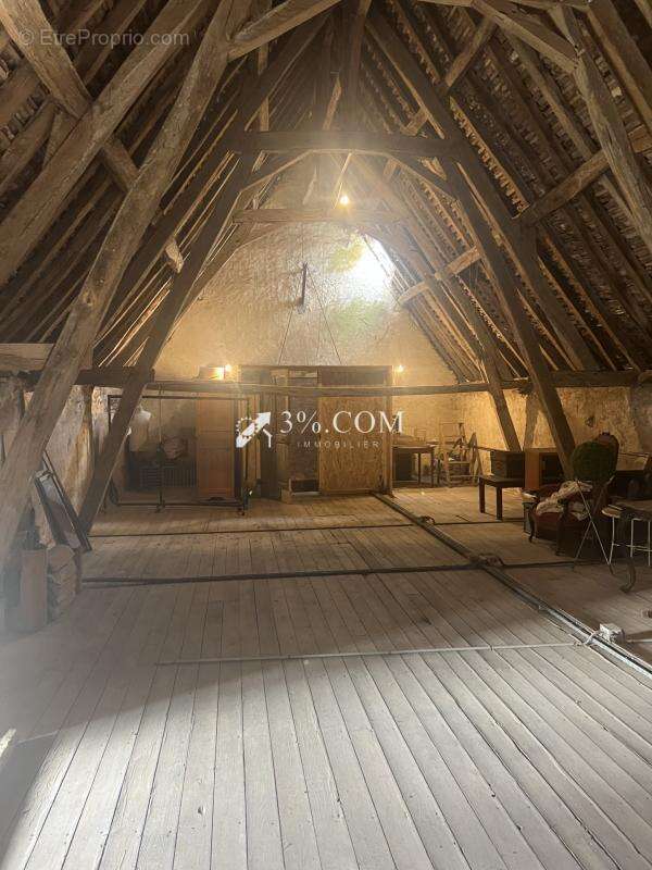 Maison à ANGLES-SUR-L&#039;ANGLIN