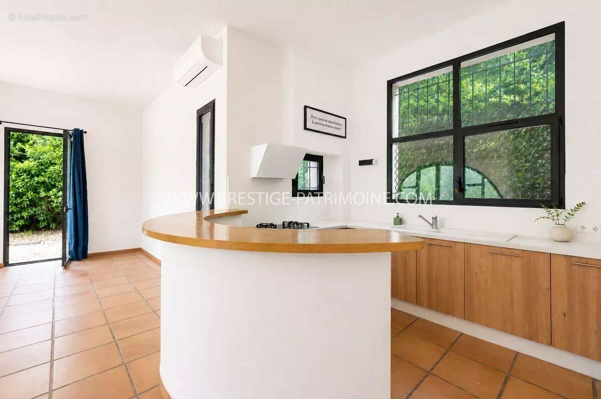 Villa d'architecte – secteur residentiel - photo 7