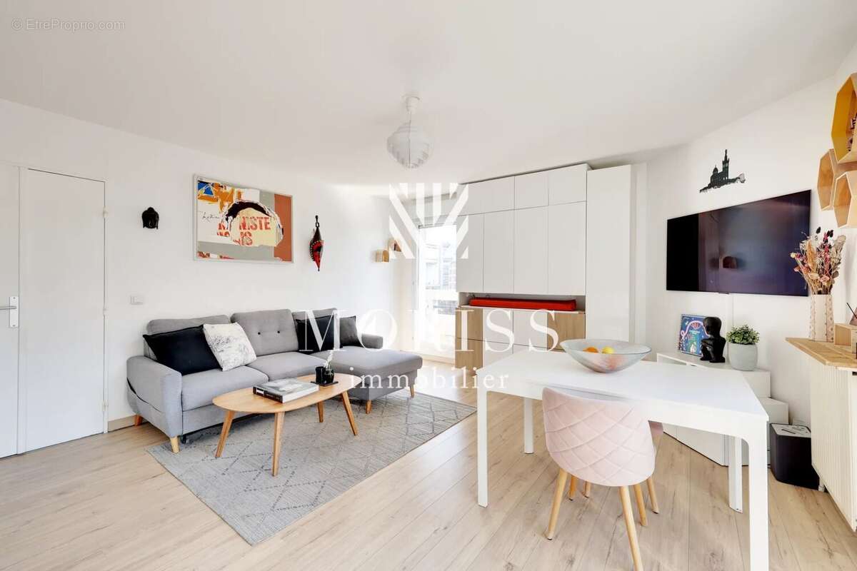 Appartement à LEVALLOIS-PERRET