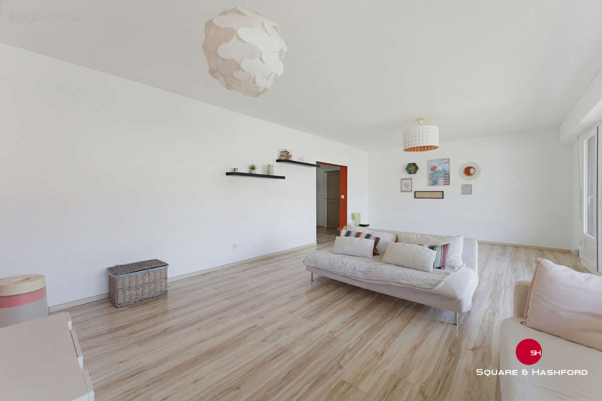Appartement à PESSAC
