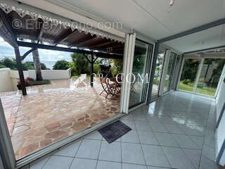 Maison PP indépendante 3 ch. garage, terrasse,terrain 586m2 - photo 2