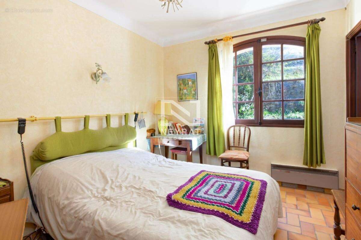 Tourrettes - basrtides - piscine - riviere - source - 17.000m² de terrain - photo 8