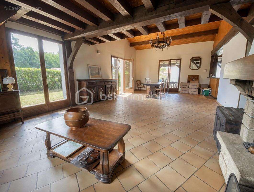 Maison à AUDENGE