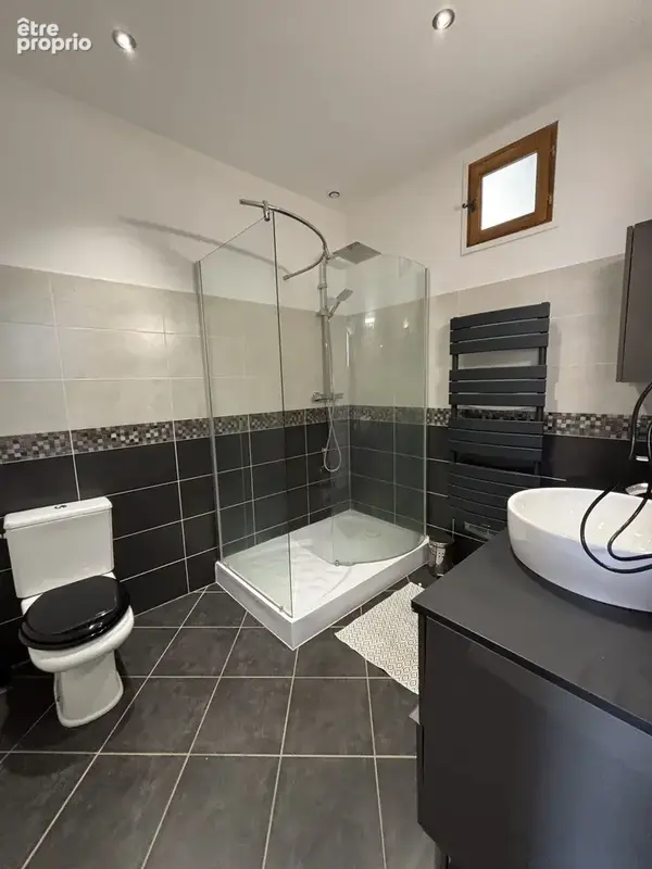Appartement 83 m² à Die  - photo 4