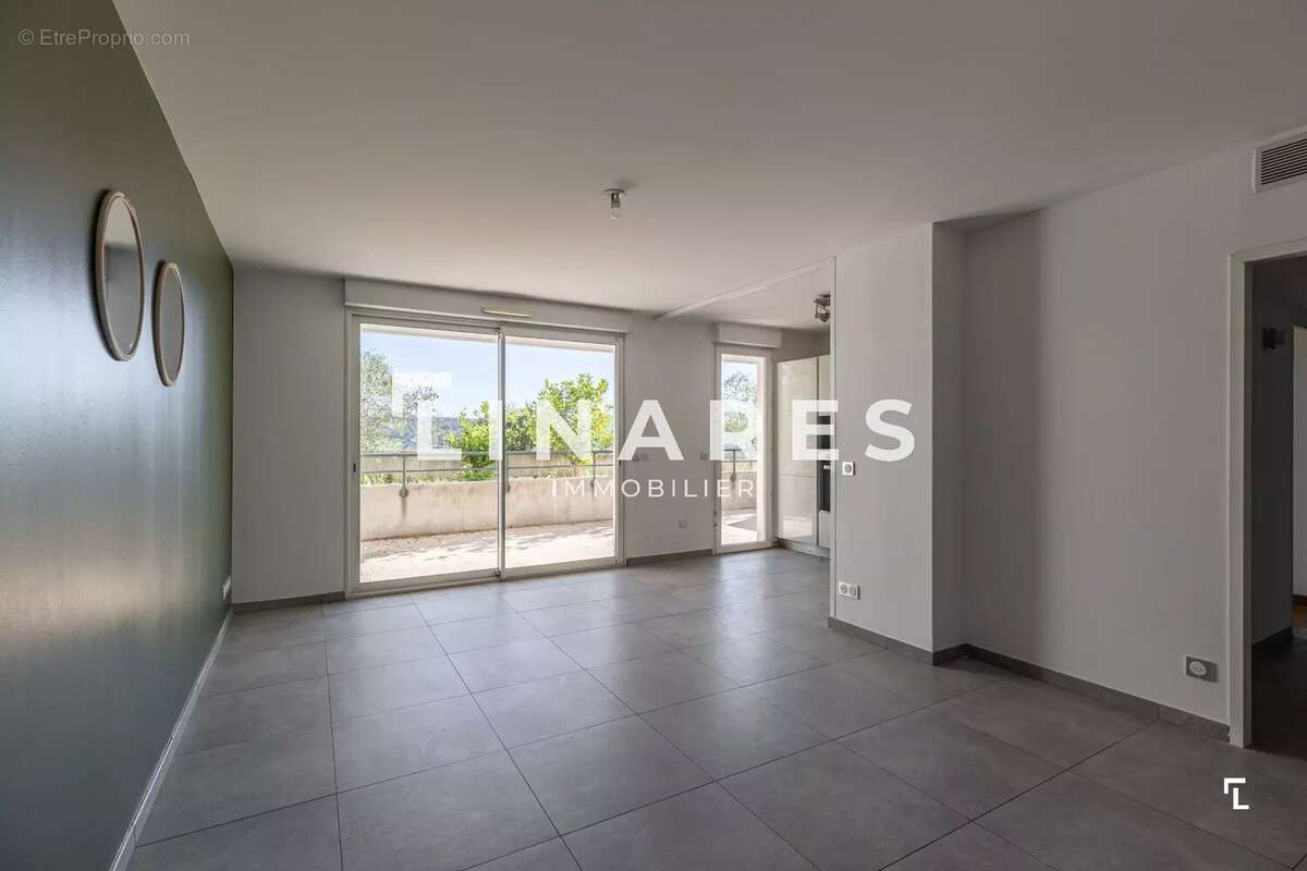 Appartement à MARSEILLE-12E