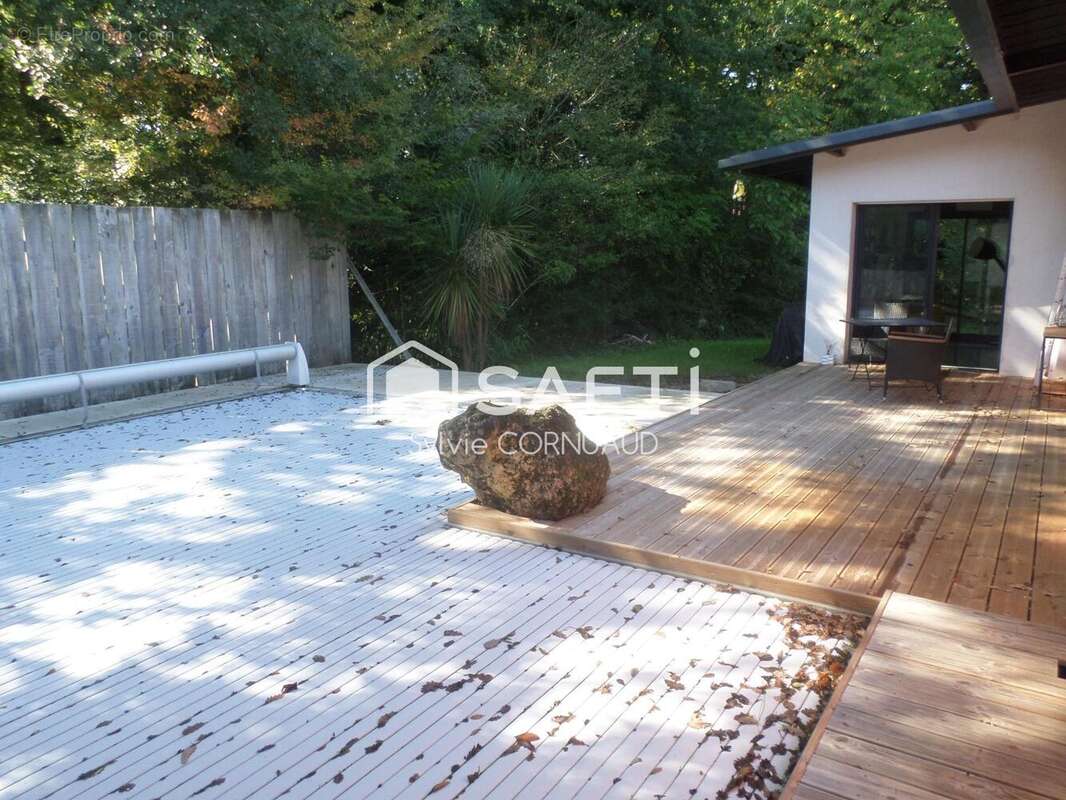 Photo 4 - Maison à BUSSAC-SUR-CHARENTE