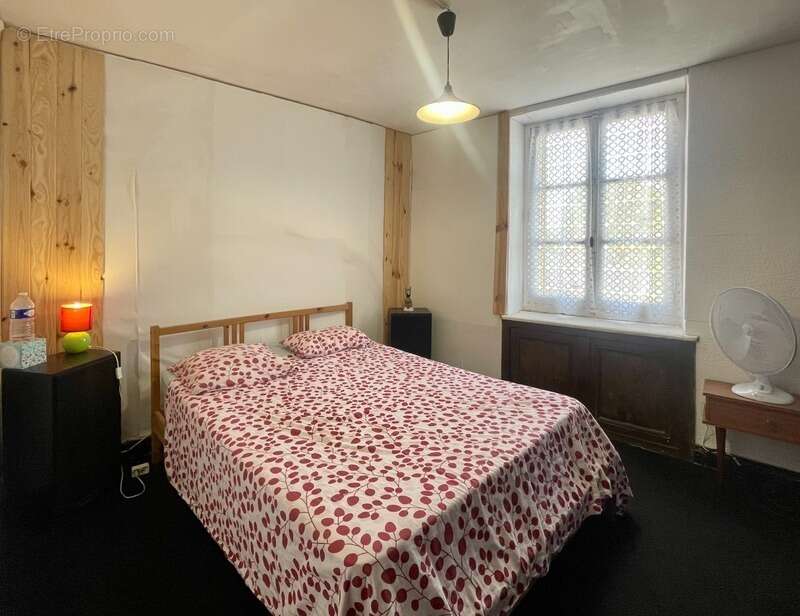 Dpt Cher (18), à vendre JOUET SUR L'AUBOIS maison 3 pièces - photo 6