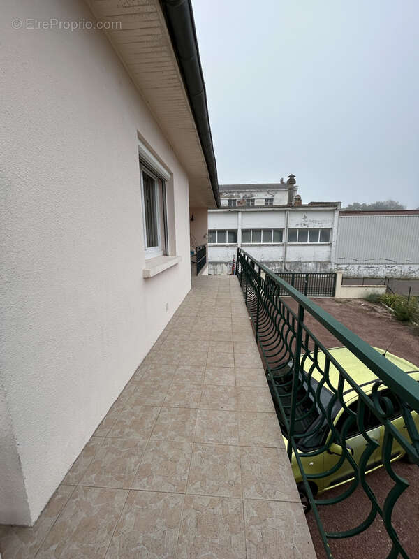 Maison à VERDUN-SUR-LE-DOUBS