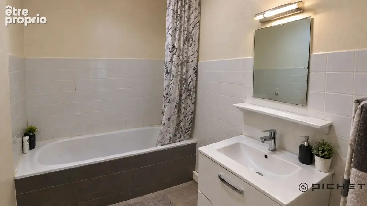lot de 5 appartements 175 m2 - photo 9