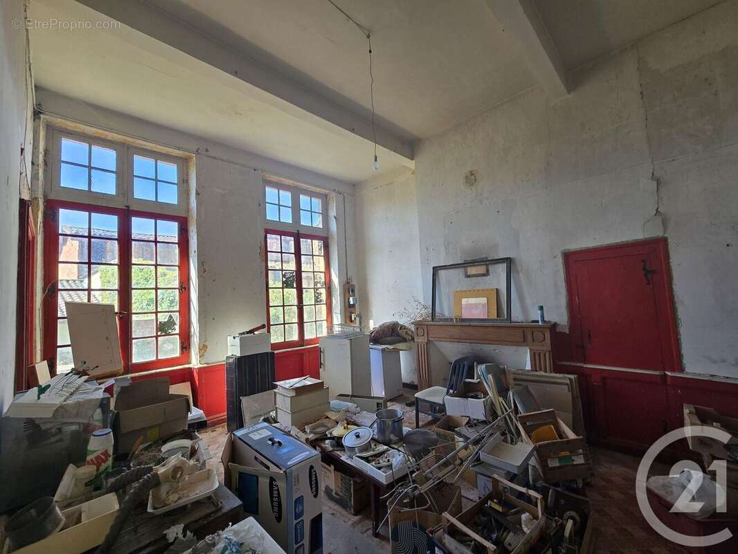 Maison à MONTESQUIEU-VOLVESTRE