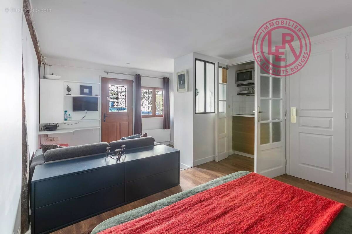 Appartement à PARIS-11E