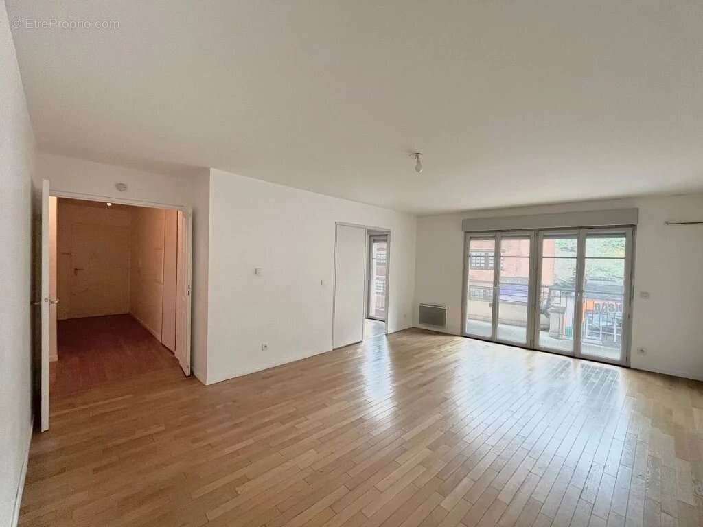 Appartement à CHAVILLE