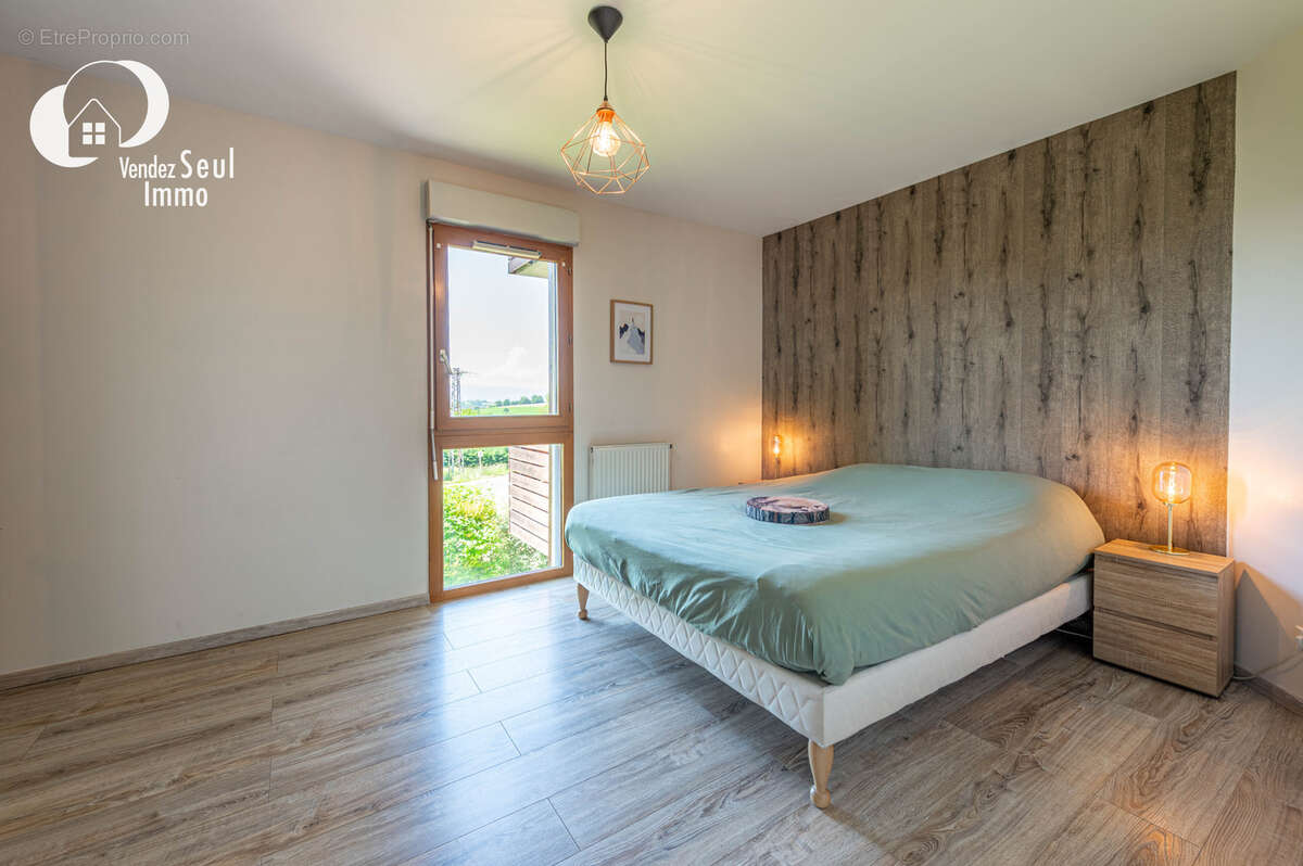 Appartement à GRUFFY
