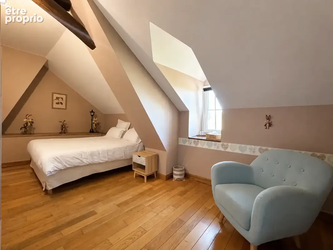 Propriété de charme de 263m2, avec piscine et activité de chambres d’hôtes - photo 13