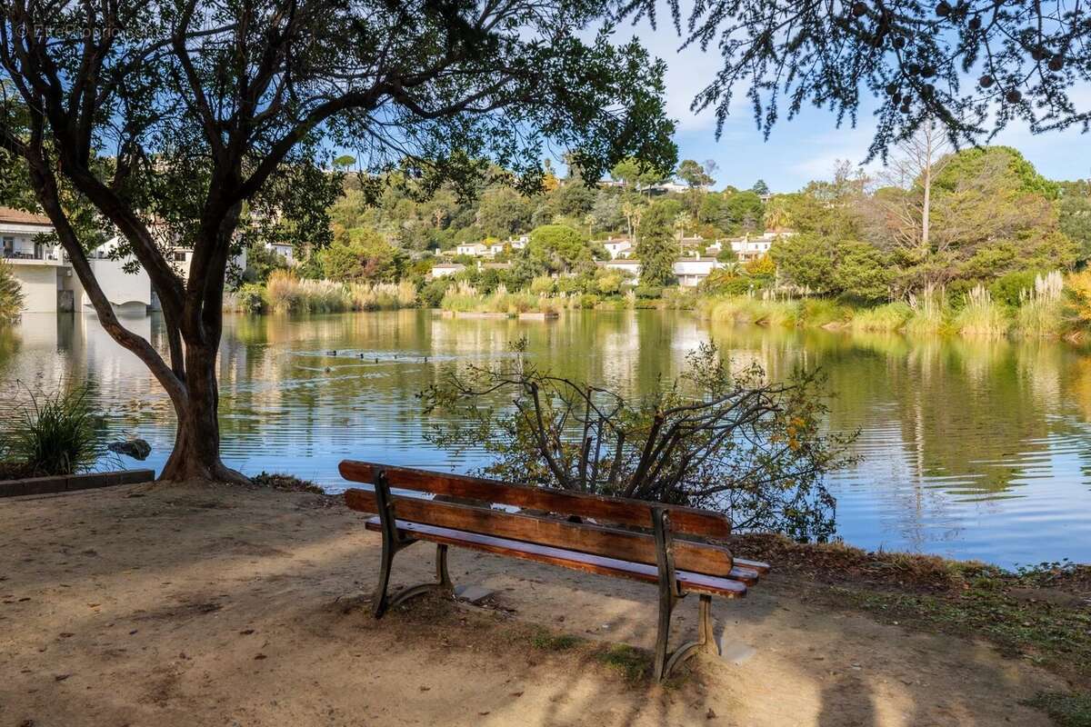 Appartement à VILLENEUVE-LOUBET