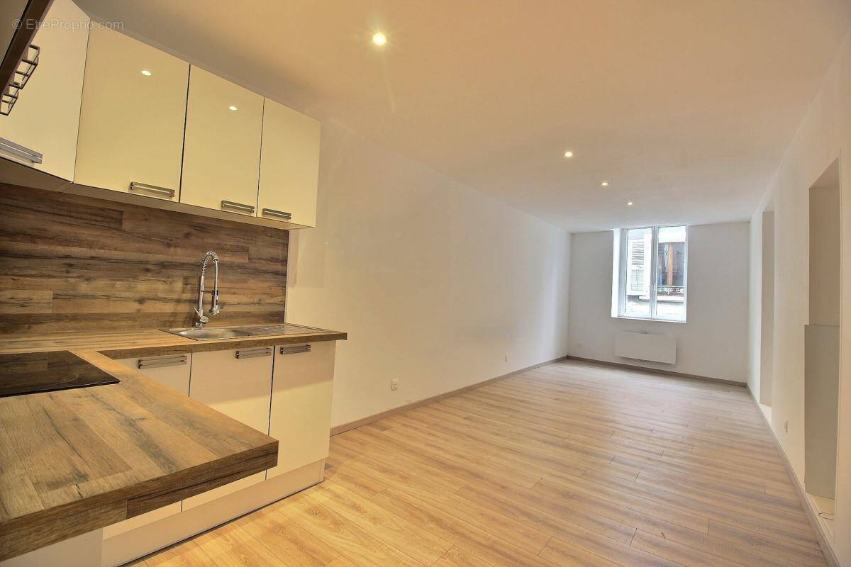 Appartement à LA ROCHETTE