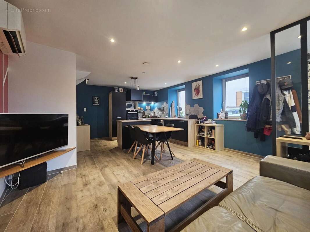 Maison à SAINT-MARTIN-DU-MONT