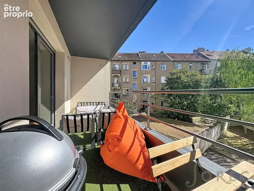 T3 de 62 m² en parfait état Loggia, garage, cave Proche Gare Metz - photo 4