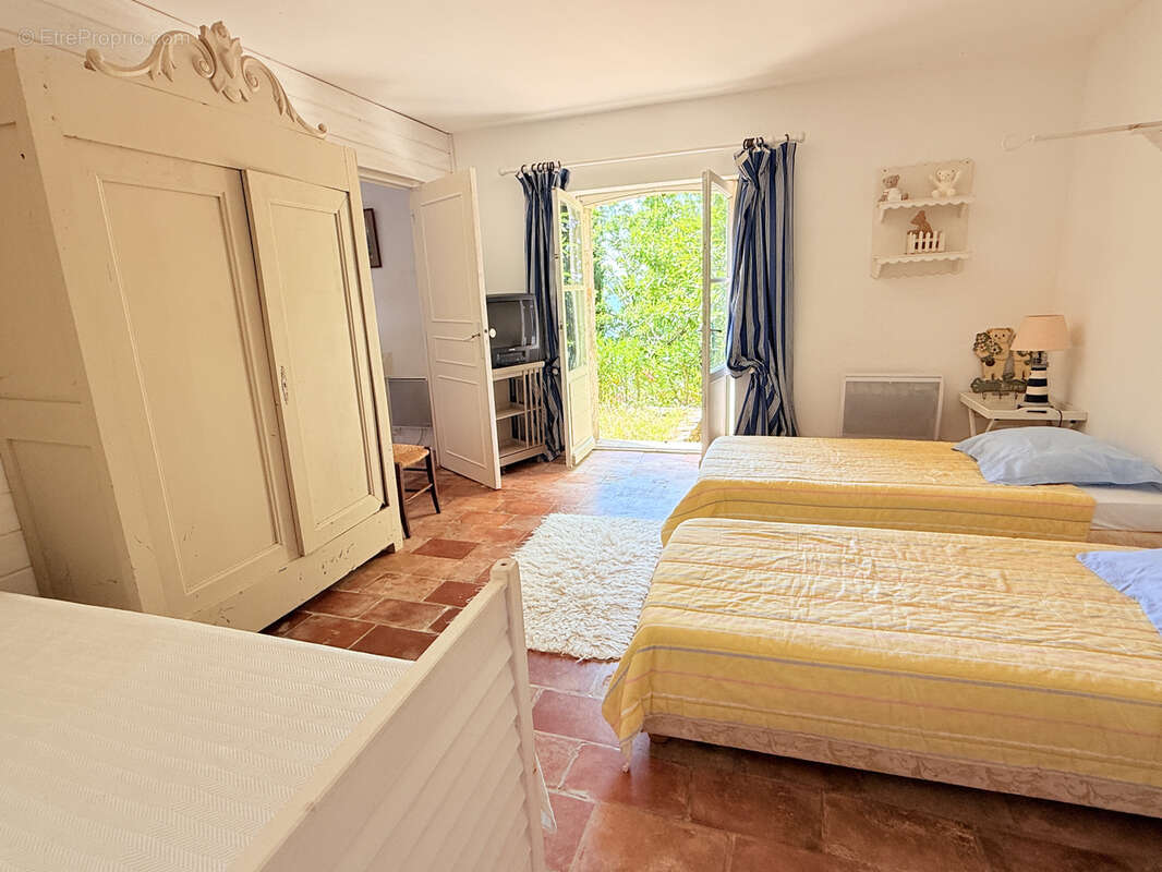 À Vendre   Mas d’Exception de 900 m2 sur 30 hectares   Cévennes - photo 16