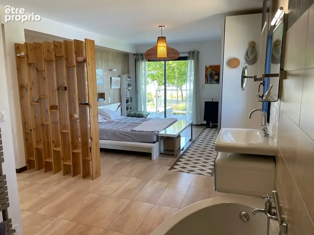 Ile-Tudy, une contemporaine d'exception de 210 m² avec une vue sur l'étang de Kermor, la plage à pied ! - photo 4