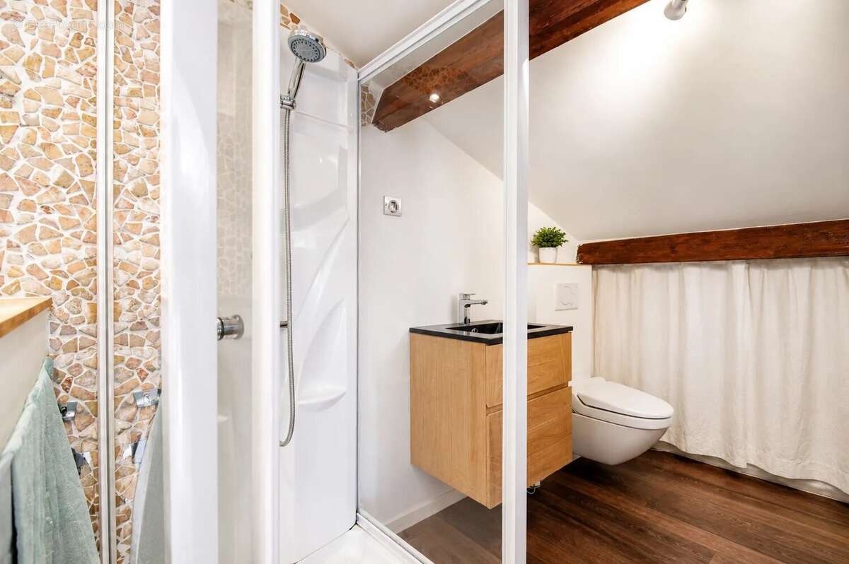 Appartement à CAP-D'AIL