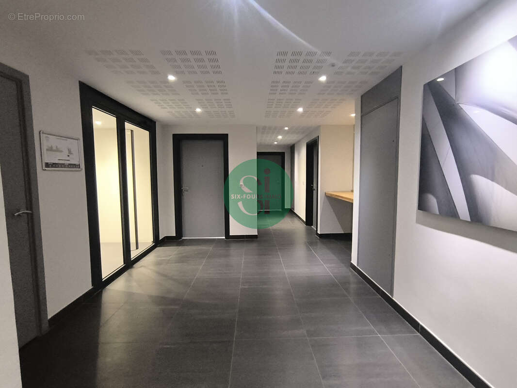 Exclusivite - elegant t3 avec terrasse, box - six fours les plages - photo 17