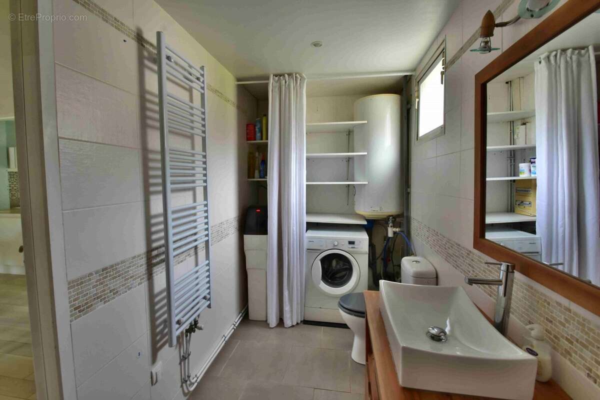 Maison à MESCHERS-SUR-GIRONDE