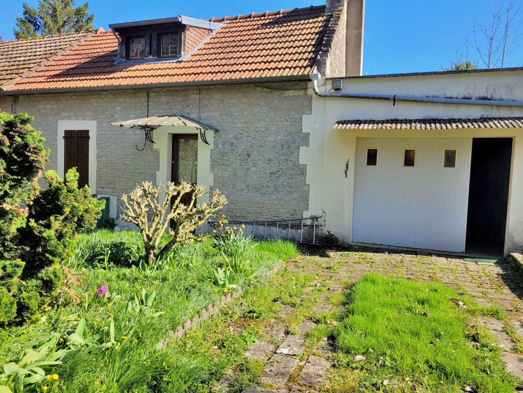 Maison à GONNEVILLE-EN-AUGE
