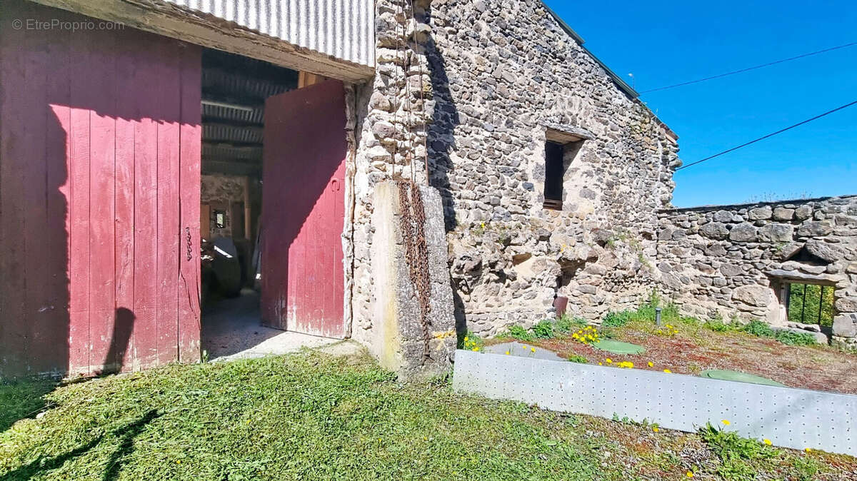 Autre à SAINT-FLORET