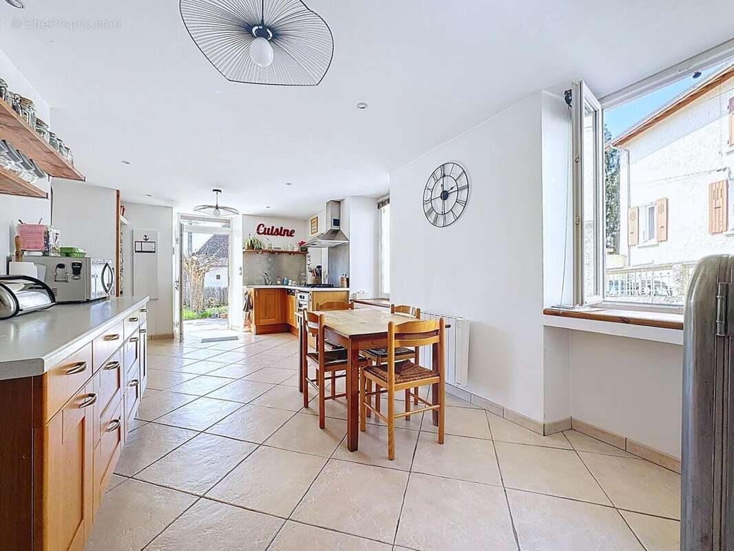 Photo 3 - Maison à COUBLEVIE