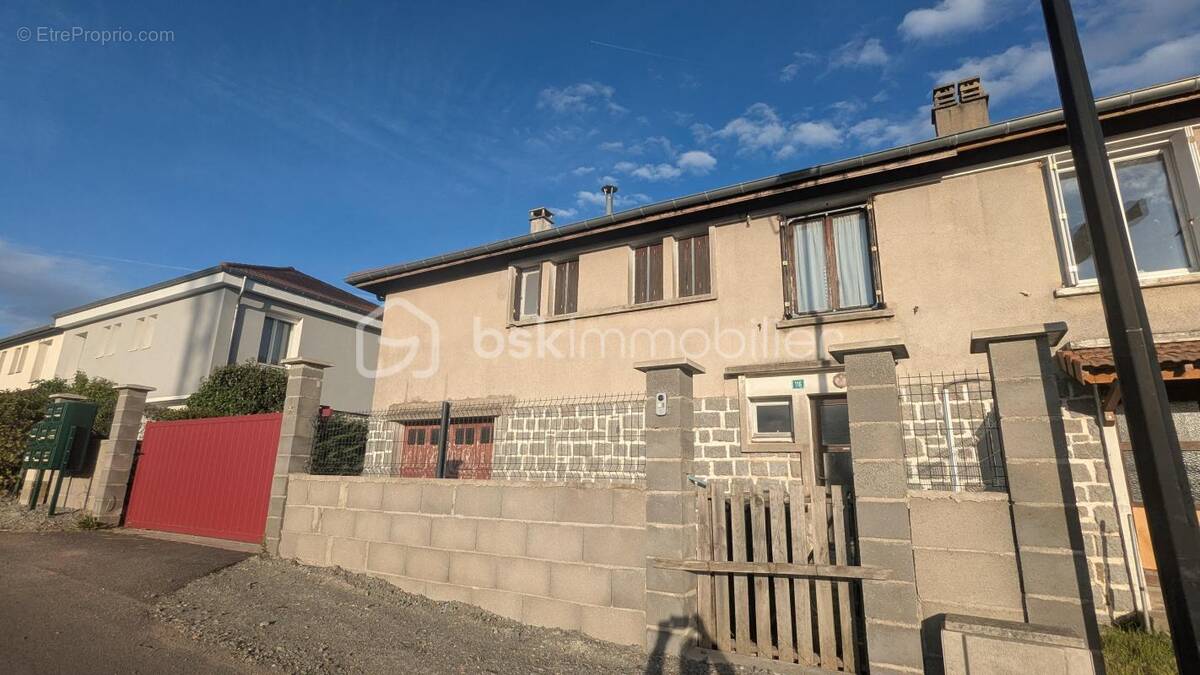 Maison à ROZIER-EN-DONZY