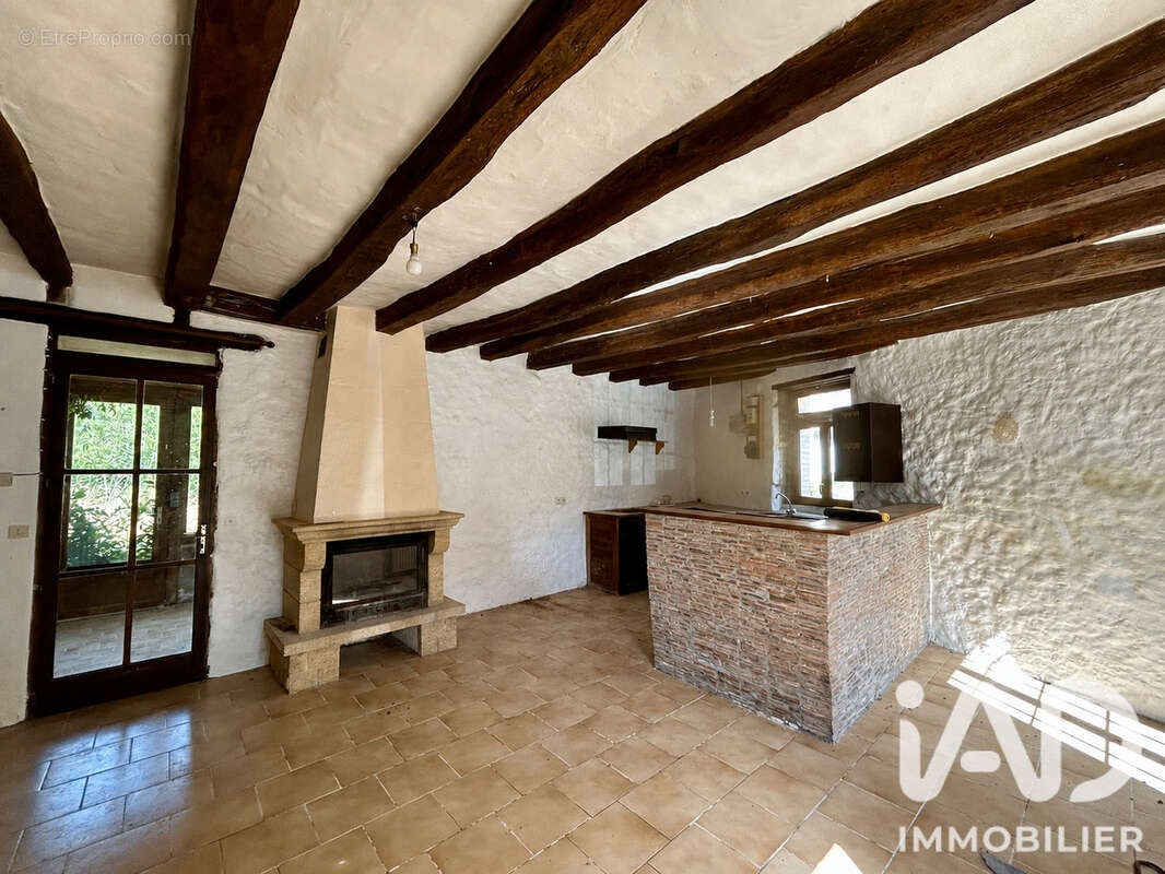 Photo 2 - Maison à POULIGNY-SAINT-PIERRE