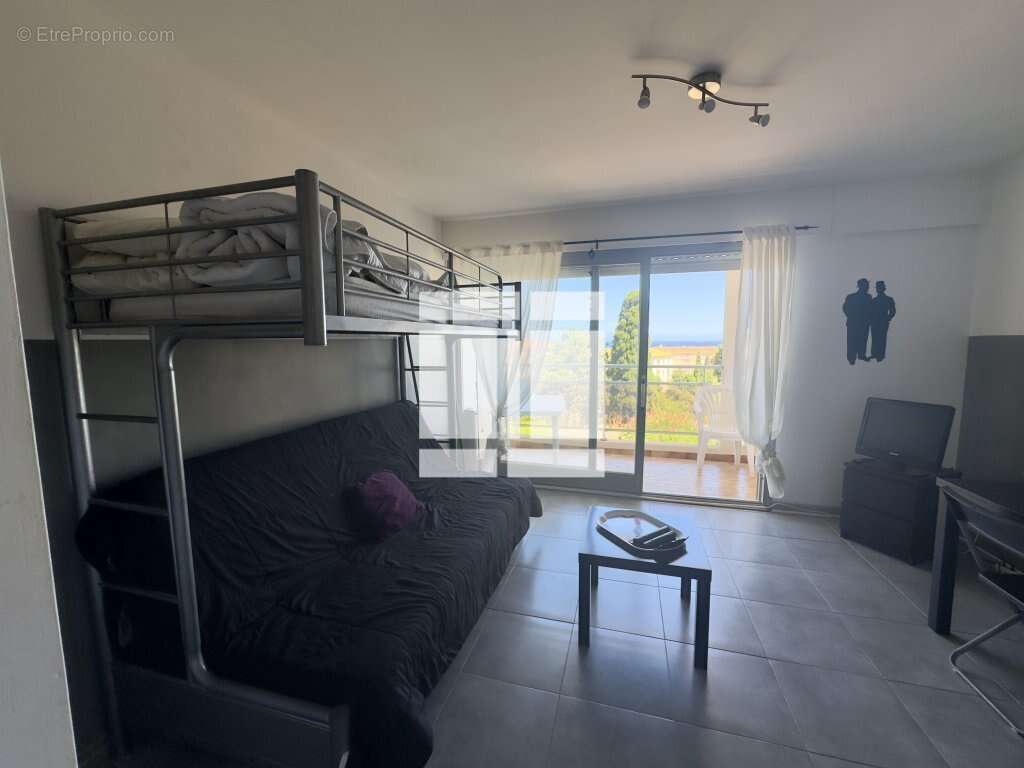 Appartement à L'ILE-ROUSSE