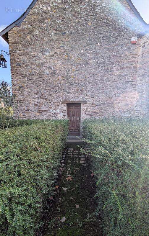 Propriété de prestige au cœur d’un domaine boisé – proche angers - photo 8