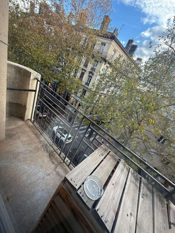 Appartement à LYON-8E