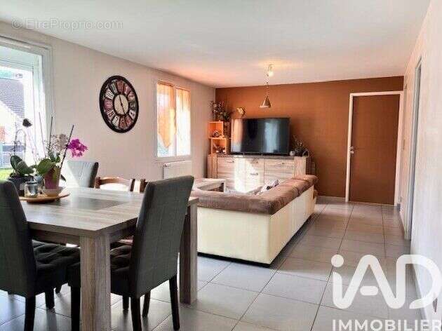 Photo 2 - Maison à LA ROCHETTE