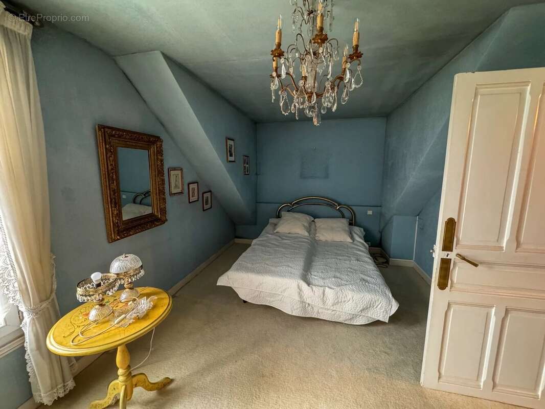 Maison à CLICHY-SOUS-BOIS