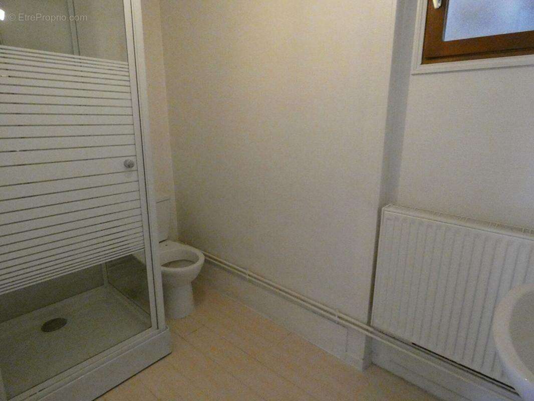 Appartement à IVRY-LA-BATAILLE