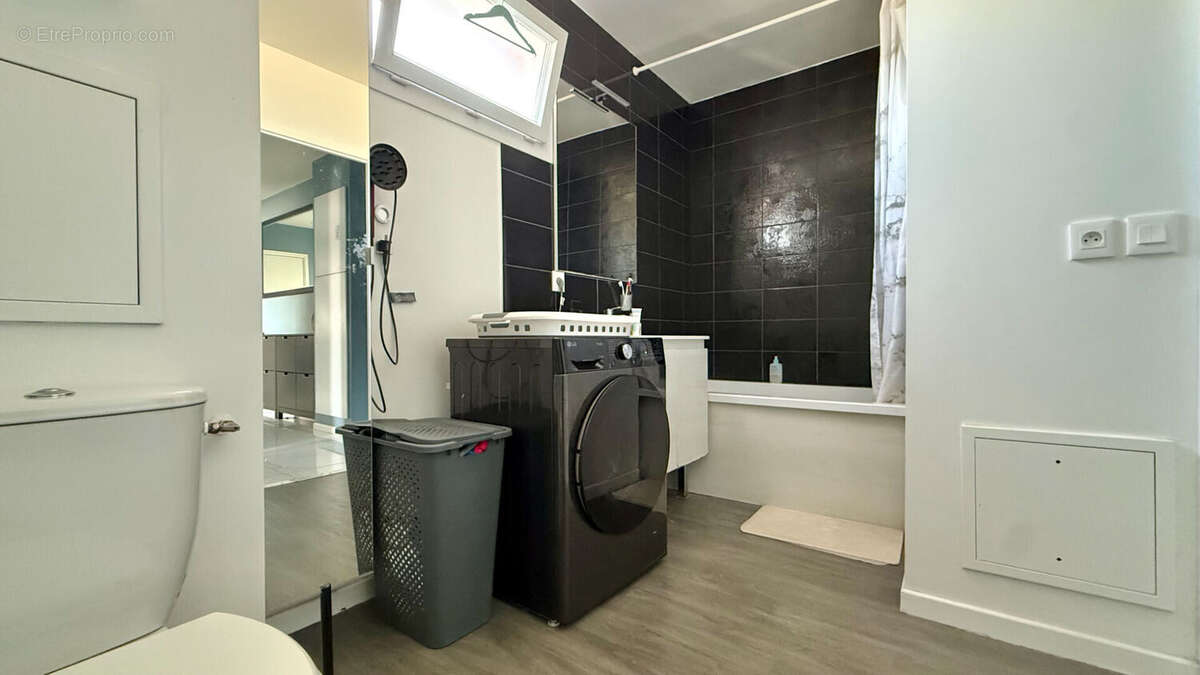 Appartement à CORBEIL-ESSONNES