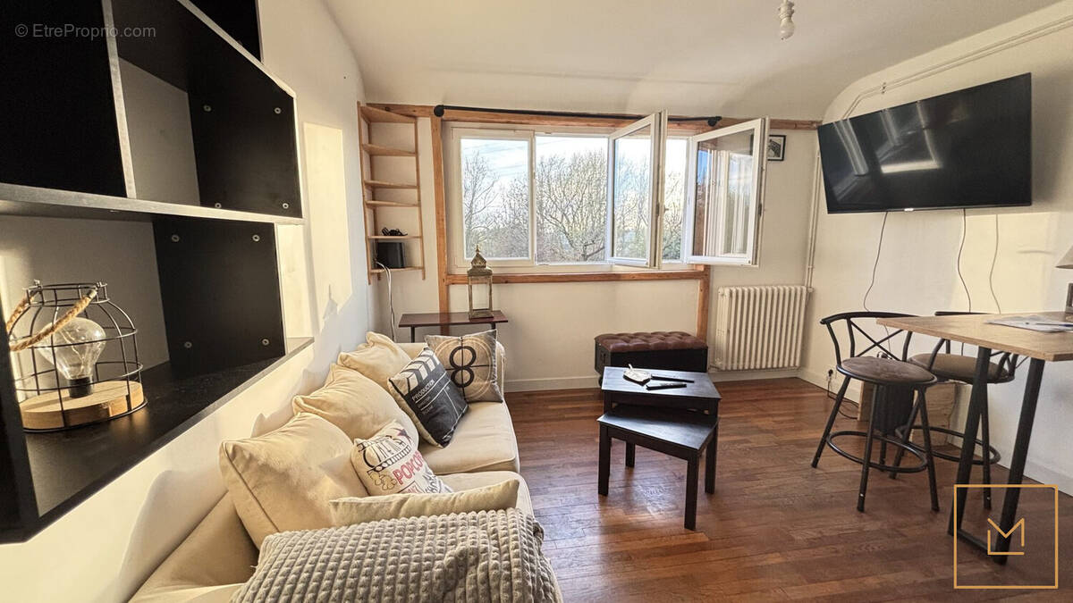 Appartement à MONDEVILLE